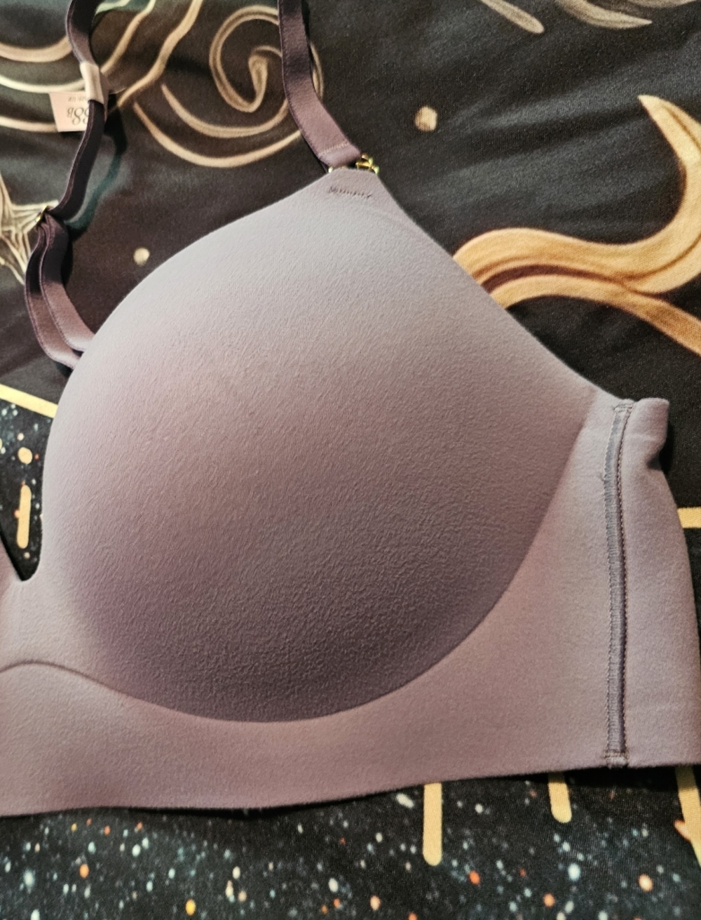 NWT VICTORIA'S SECRET Padded No-Wire Bra in Lilac - 38B - Picture 3 of 10